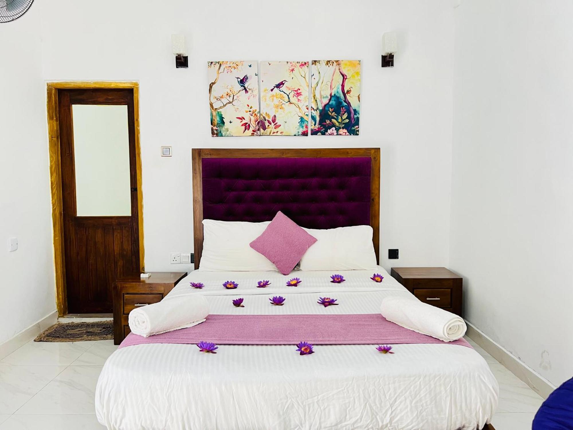 Heaven Breeze Hotel Kandy Exterior photo