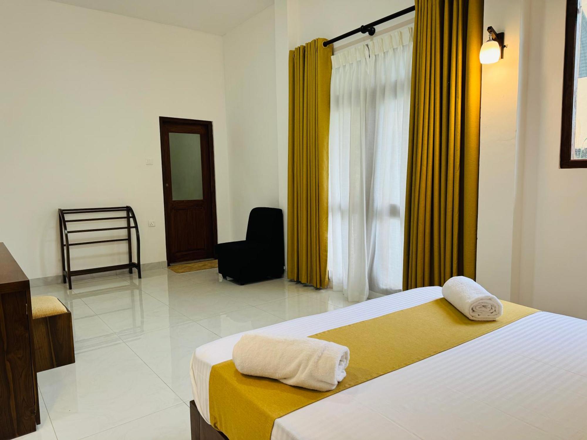 Heaven Breeze Hotel Kandy Exterior photo